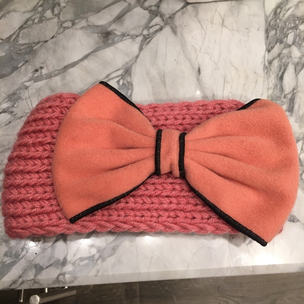 WINTER HEADBAND HAT WITH LARGE PINK BOW AND BUTTON